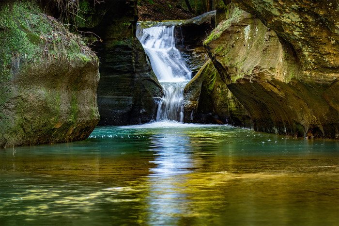 Old Man Cave Mid Falls ISO:100 - f/7.1 - 100mm 1/4 sec