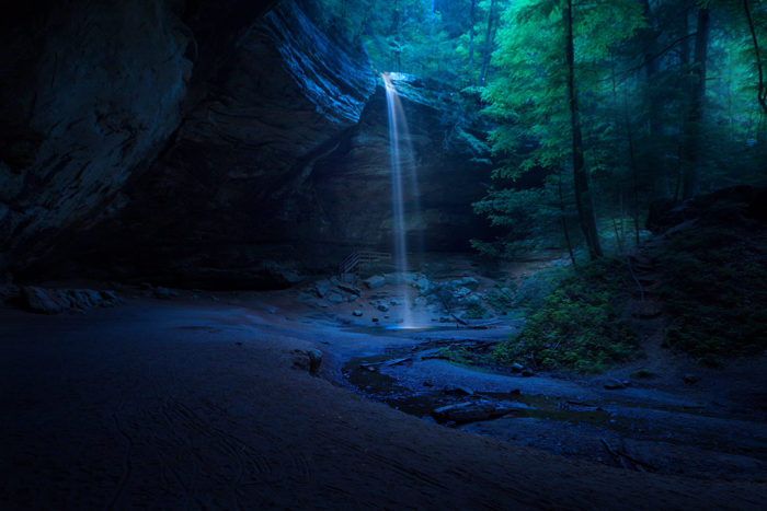 Ash Cave Falls Moonlight ISO:200 - f/5 - 16mm - 178 sec